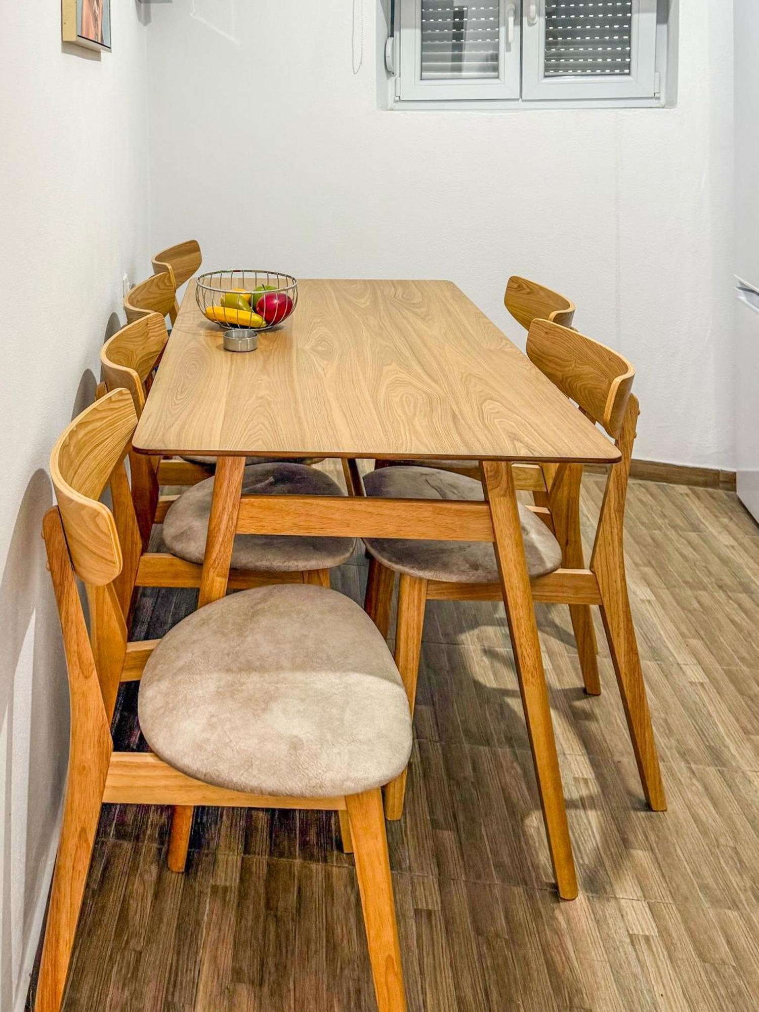 La Maison Plakes 3 Bdr Apt Skiathos stad Exteriör bild